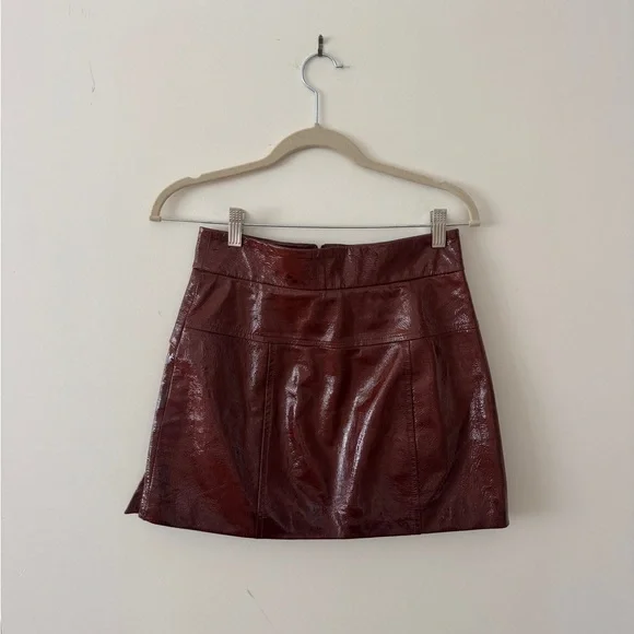 Elegant Brown Leather Skirt